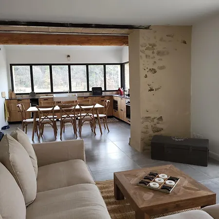 Le Cabanon De 펜션