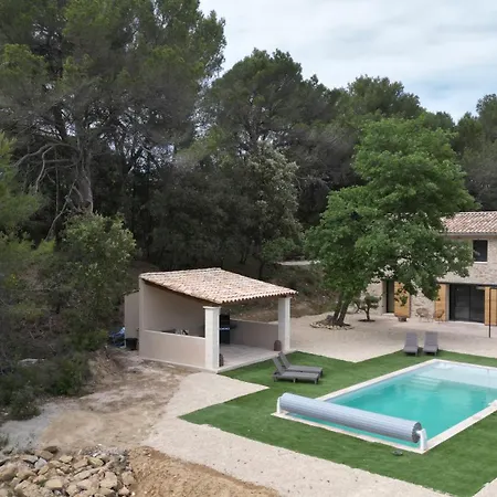Le Cabanon De * Piégon
